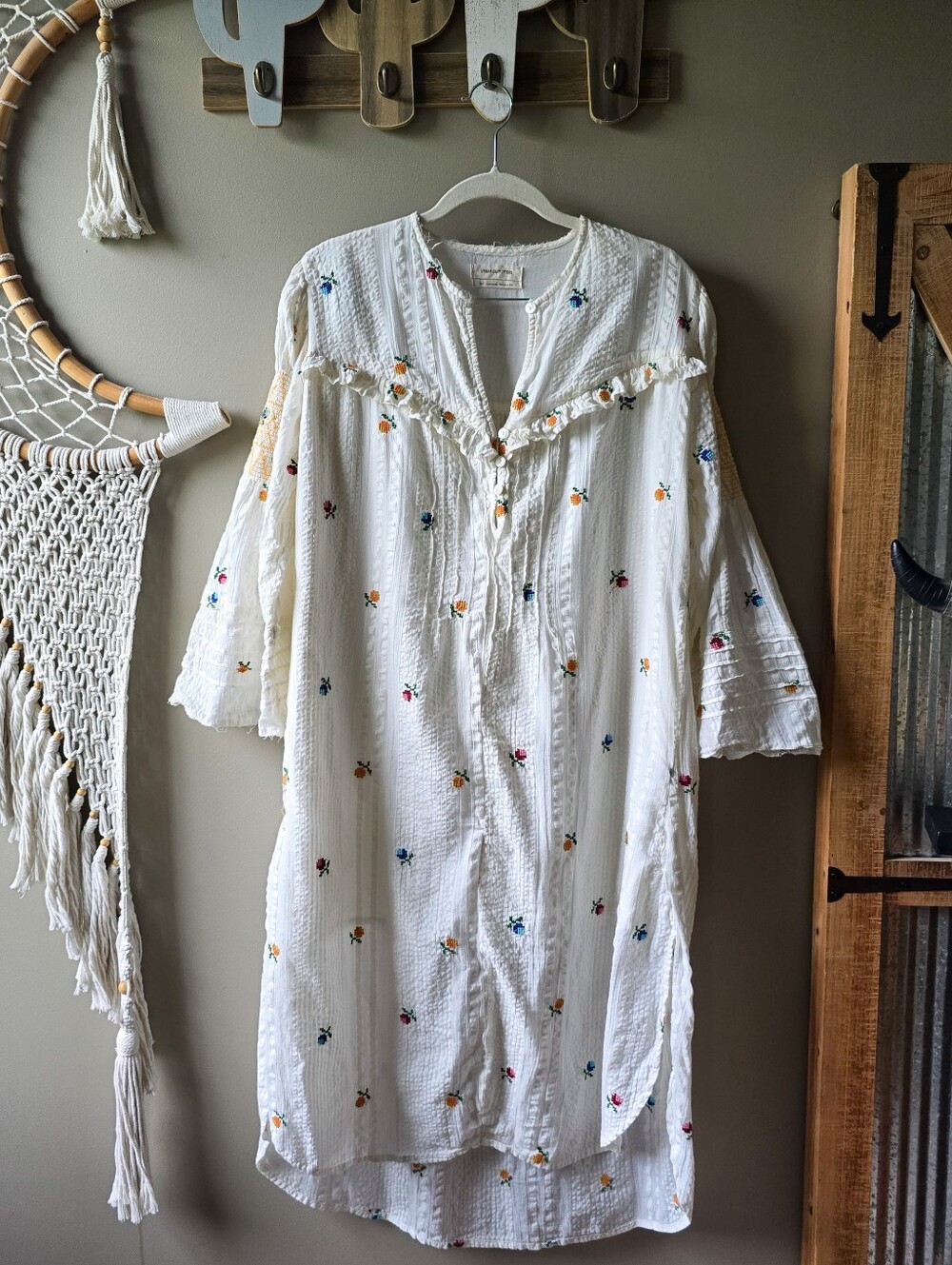 Urban Outfitters Dorothea Floral Embroidered Cotton Midi Dress